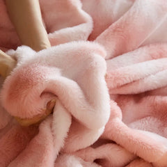 Cyflymder A-Class Autumn Winter Grid Milk Velvet Blanket Thick Warm Faux Fur Throw Blanket for Office Soft Multi-Purpose Anti-Static Shawl