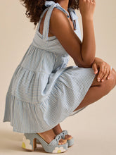 Cyflymder Elegant Floral Print Sleeveless Mini Dress with Adjustable Straps for Women A-Line Party Dress for Beach Club Streetwear and