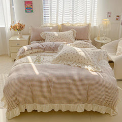 Cyflymder 4pcs Korean lace Duvet Cover Set (1*Duvet Cover + 2*Pillowcase, bed sheet/fitted sheet), Pink checkered print Bedding Set