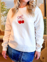 Cyflymder Women s Autumn Winter Hoodie Fashionable Floral Embroidery V-Neck Long Sleeve Oversized Pullover Sweater