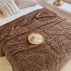 Cyflymder Solid Banana Leaf Jacquard plush blankets Double Layered Thick Faux Rabbit Fur Bedspread Multi-Functional Office Nap Blanket