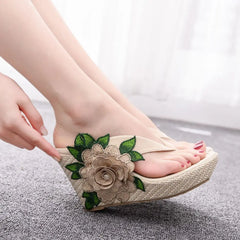 Cyflymder Big Size Flower Shoes Woman Slippers For Swimming Pool Rubber Flip Flops On A Wedge Beach Hawaiian Floral Scandals Slides