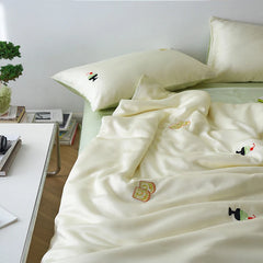 Cyflymder High-End 100% Tencel Skin-Friendly Bedding Sets Luxury Embroidery Cooling Comforter Set Smooth Ultra Soft Bed Linens for Summer