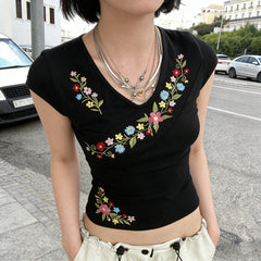 Cyflymder Vintage Floral Embroidery V-neck Shorts Sleeve T-shirts Women Casual Slimming All Match Summer Top Tees Fashion Clothing