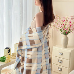 Cyflymder Fall Winter Classical Plaid Warm Blanket Super Soft Synthetic Sea Otter Fleece Blankets Multi-Purpose Thickened Cozy Nap Blanket