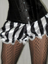 Cyflymder Women s Striped Ruffle Shorts with Low Elastic Waistband and Lace Trim Mini Bloomers for Casual Summer Streetwear Fashion