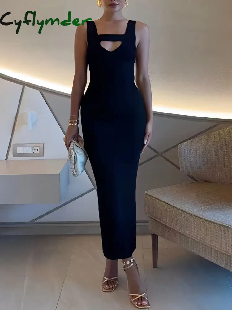 Cyflymder - Back Cutout Knit Midi Dress Black / Xs Dresses
