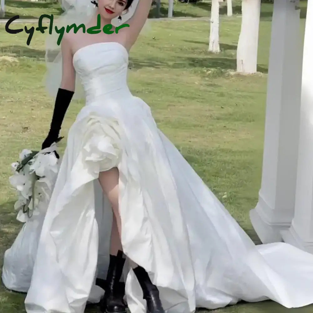 Cyflymder Customized A-line Wedding Dresses With Small Train Classic Sexy Strapless Bridal Dress Newest Fashion Simple