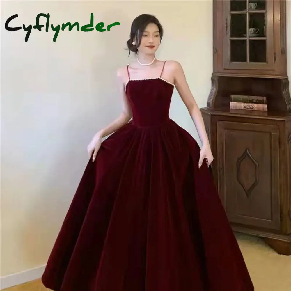 Cyflymder Velvet Spaghetti Strap Burgundy Midi Cocktail Dresses for Women Elegant Tea Length Prom Midi Dresses Burgundy