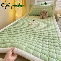 Cyflymder Winter Warm Velvet Mattress Toppers Dormitory Bedspread Fold Tatami Thin Mat Non-slip Mattress Cover Queen