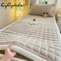 Cyflymder Winter Warm Velvet Mattress Toppers Dormitory Bedspread Fold Tatami Thin Mat Non-slip Mattress Cover Queen