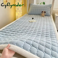 Cyflymder Winter Warm Velvet Mattress Toppers Dormitory Bedspread Fold Tatami Thin Mat Non-slip Mattress Cover Queen