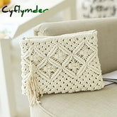 Cyflymder Women’s Bohemian Style Straw Woven Day Clutches Bags Fashionable Simple Tassel Causal