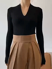 Cyflymder - Solid Long Sleeve Knit Top