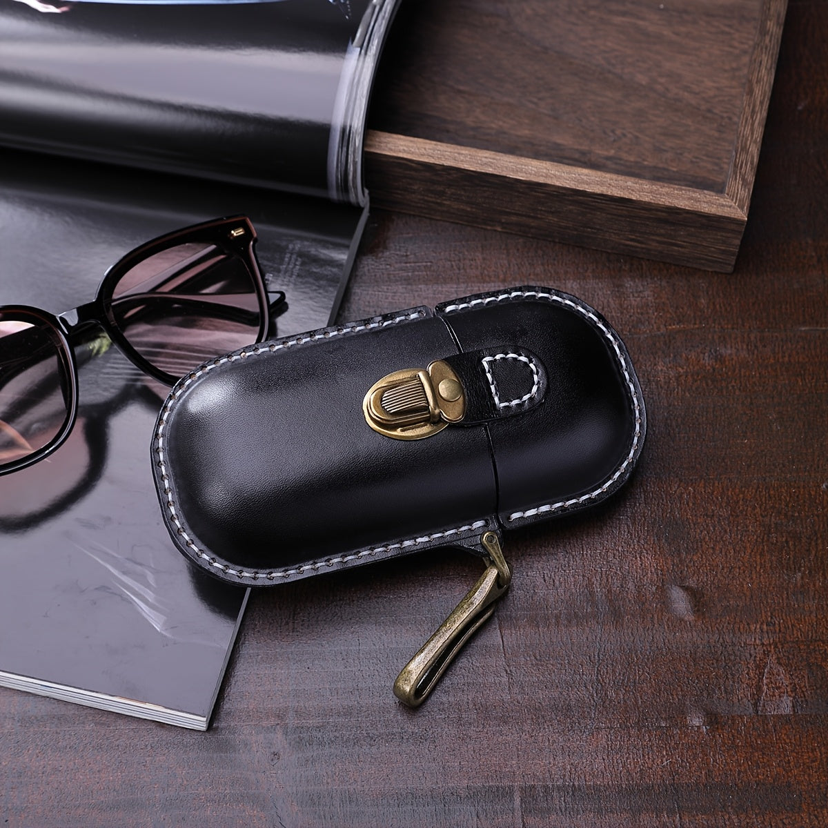 Cyflymder  Vintage Hand-Stitched Genuine Leather Wallet, Portable Pressure-Resistant Glasses Case with Hook, Top-Layer Cowhide Coin Earphone Key Storage Box, Genuine Leather Lined, Buckle Closure - Ideal for Valentine's Day &