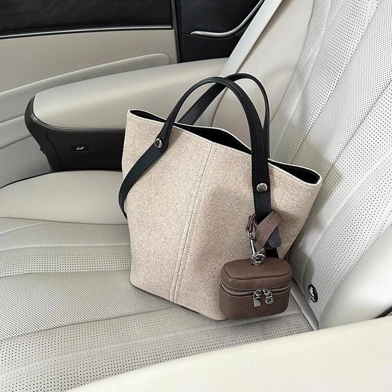 Cyflymder  Vintage Beige Bucket Tote Bag Women Fashion Casual Versatile Large Capacity Shoulder Bag Ladies With Charm Pendant Handbag 2025