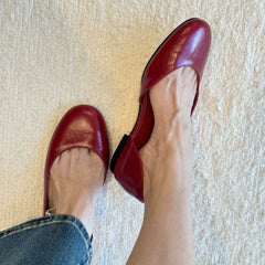 Cyflymder  Women Round Toe Soft Leather Single Shoes Retro Shallow Slip on Style Non Slip Wear Resistant Comfort Flats Outdoor Street Shoes