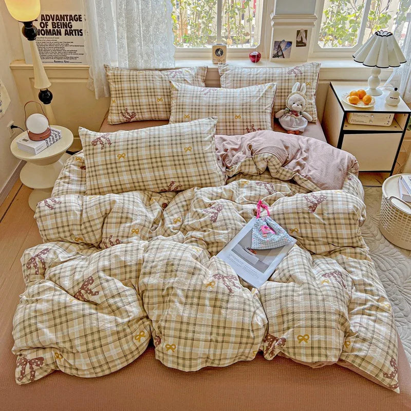 Cyflymder  Nordic Style Small Floral Print Bedding Sets Ultra Soft Breathable Single Queen Bedclothes Comforter Set for All Seasons