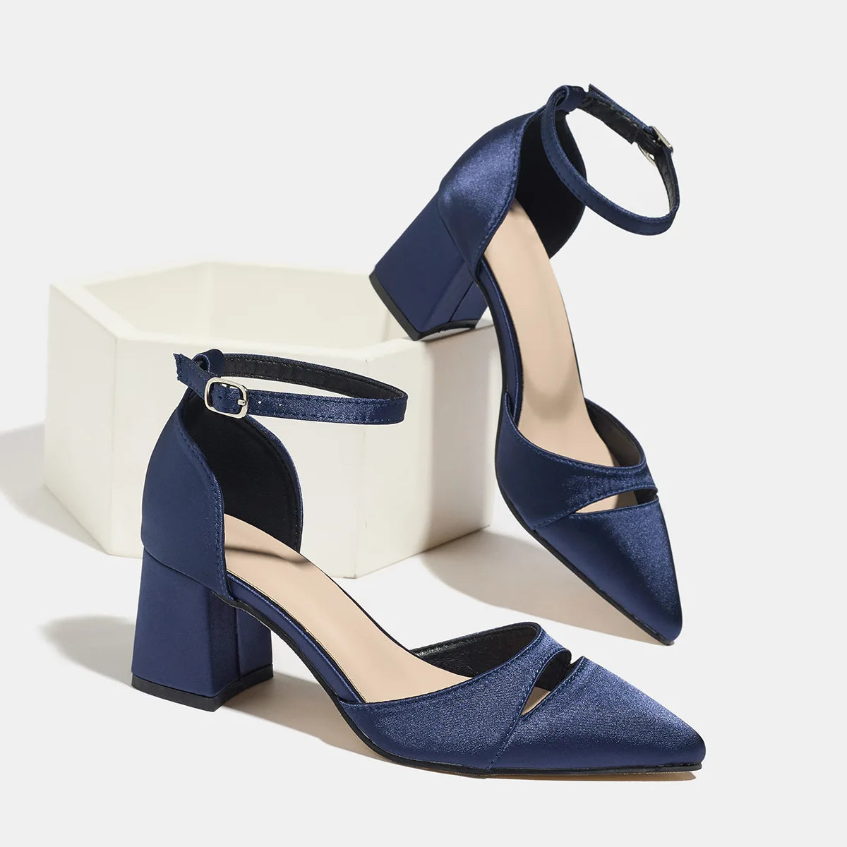 Cyflymder   Retro Style Pointed Toe Chunky Heel High Heels Women's Fashion Shoes Low Cut Large Size Single Shoes