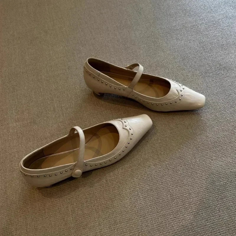 Cyflymder  Low Heels Shoes Woman Flats Shallow Mouth Rivets Studs Female Moccasin Dress Retro Genuine Leather Rubber   Janes