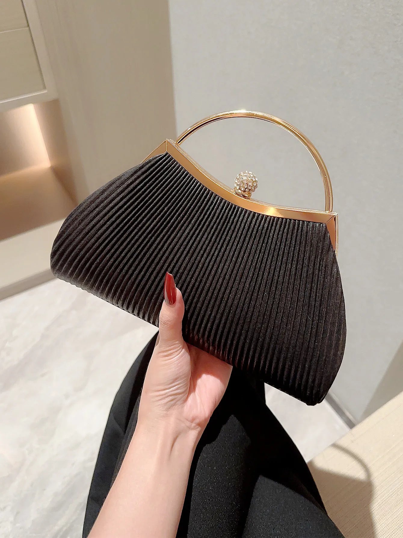 Cyflymder Ladies Evening Bags Elegant Shiny Pleated Ladies Clutch Luxury Party Wedding Shoulder Bag Banquet Handbag with Dresses