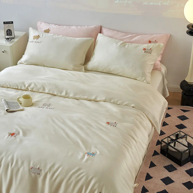 Cyflymder  High-End 100% Tencel Skin-Friendly Bedding Sets Luxury Embroidery Cooling Comforter Set Smooth Ultra Soft Bed Linens for Summer