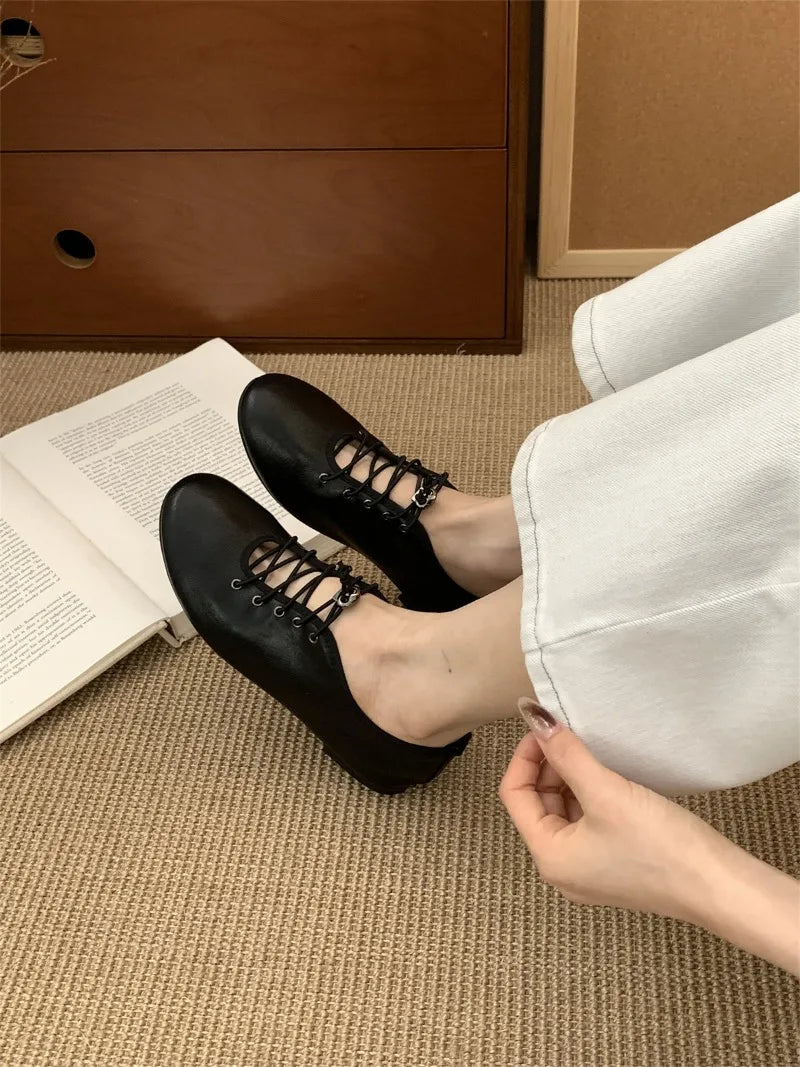 Cyflymder  Retro Lace Soft Leather Women Flats Cozy Round Toe Ballet Style Outdoor Walking Casual Shoes Ladies Fashion Brand Designer Pumps