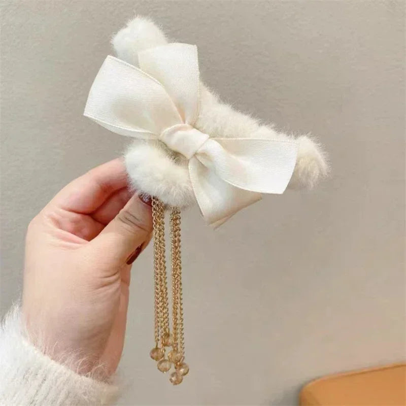 Cyflymder cute winter outfits New Fashion Bow Tassel Pendant Hair Clips Korea Ponytail Plush Shark Claw Girls Fall and Winter Gift Hair Accessories