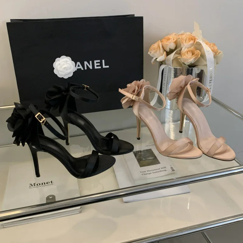 Cyflymder  Buckle Strap Comfort Shoes for Women 2025 Summer Female Sandal High Heels Girls High-heeled New Low Fashion Beige Flower Rubber
