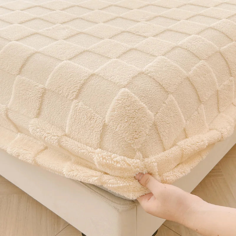 Cyflymder Thickened Plush Mattress Cover Warm Soft Milk Velvet Bed Fitted Sheet Double King Queen Size Bedsheet Mattress Protection Cover