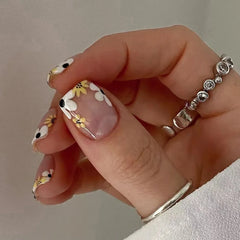 Cyflymder  White Yellow Flowers French Nail Art Fashion Short Square Fake Nails Detachable Finished False Nails Press on Nails with Glue