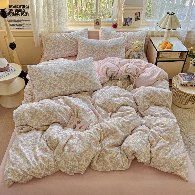 Cyflymder  Nordic Style Small Floral Print Bedding Sets Ultra Soft Breathable Single Queen Bedclothes Comforter Set for All Seasons