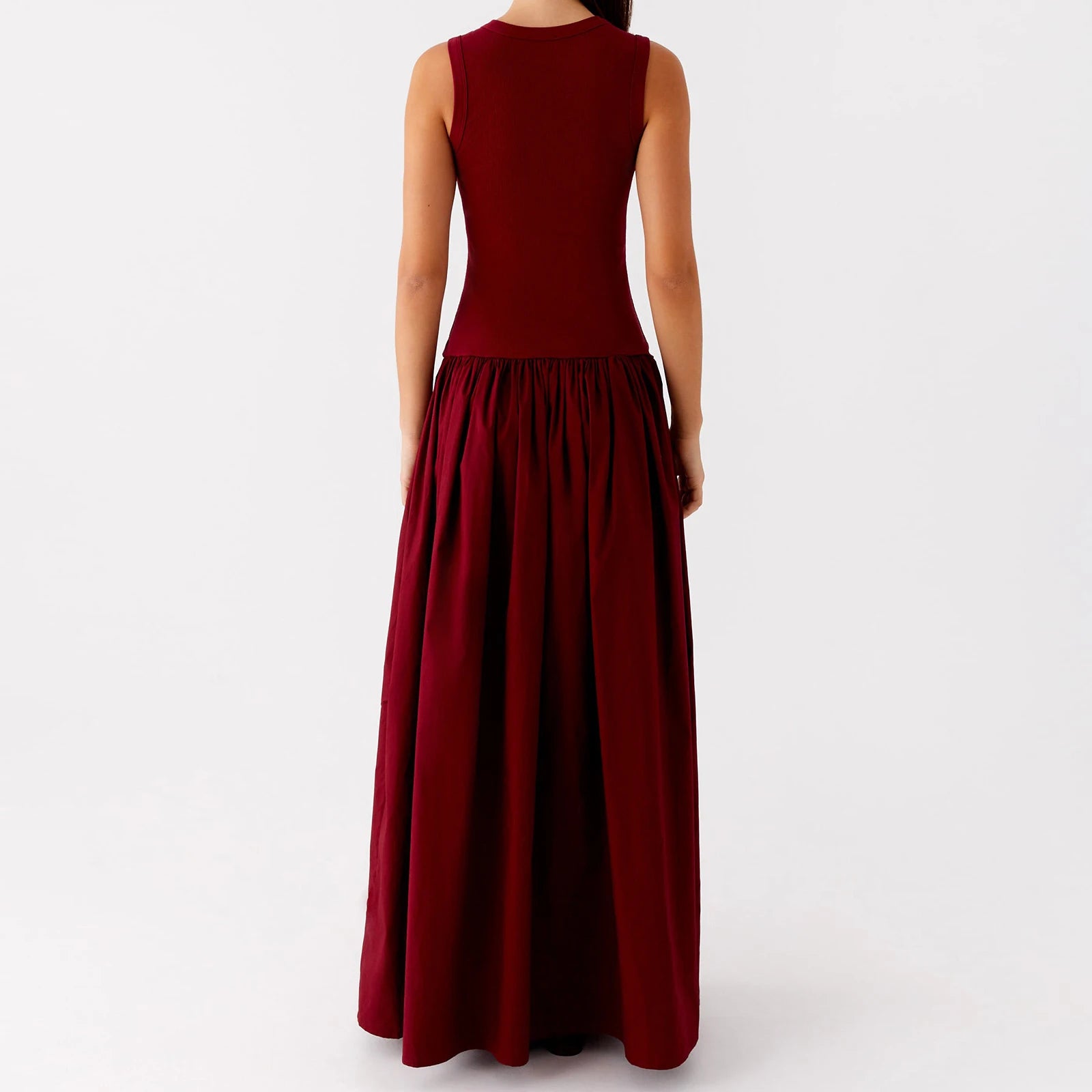 Cyflymder  Elegant Sleeveless Midi Dress with V-Neckline and Floral Print Perfect for Summer Parties and Beach Outings in Style