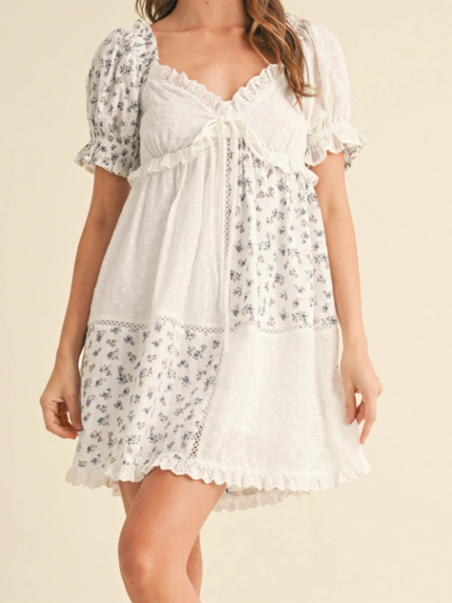 Cyflymder  Elegant Lace Maternity Dress with Empire Waist and Flutter Sleeves for Special Occasions in Spring Summer