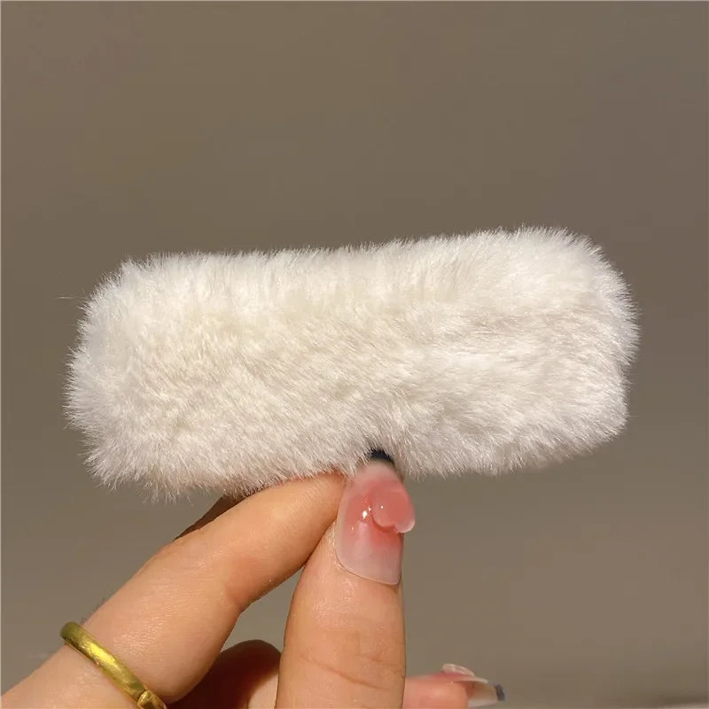 Cyflymder Winter Plush Cute Hair Clip Grasping Lamb Children's Broken Hair Pin Clip Headwear Hair Accessories for Girls  Korean Style