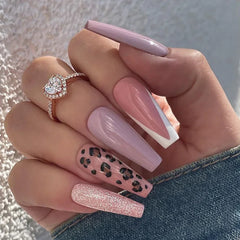 Cyflymder  24pcs/box False Nails With Design French White Black Full Cover ABS Press On Fake Nails Sets With Glue Long Artifical Nails