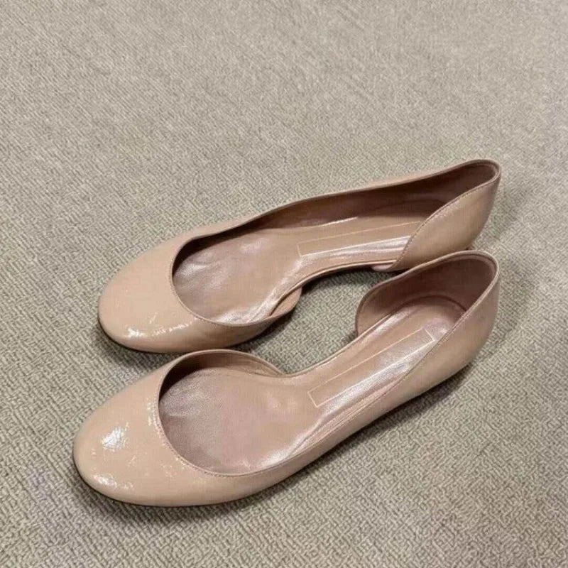 Cyflymder  Women Round Toe Soft Leather Single Shoes Retro Shallow Slip on Style Non Slip Wear Resistant Comfort Flats Outdoor Street Shoes