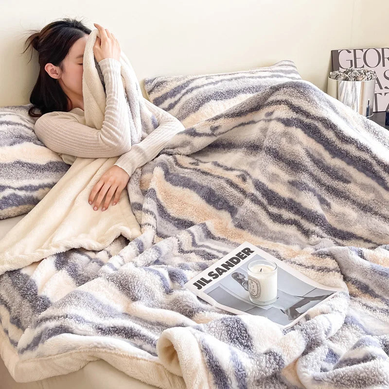 Cyflymder  European Luxury Rabbit Plush Thick Blanket Multifunctional Nap Lamb Wool Blanket for Office Skin-Friendly Bedspreads for Home