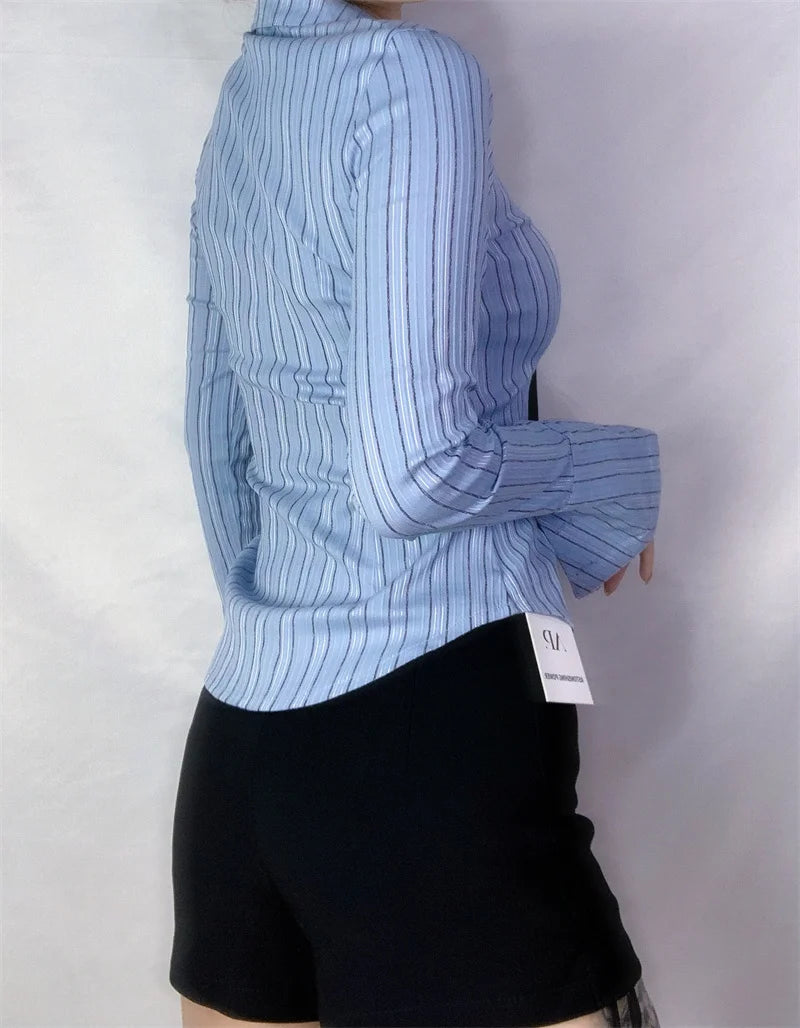 Cyflymder  College Sle Striped Long Sve Age-Defng irt Bell Sve Girl Student Feeling Fre ad irt Street