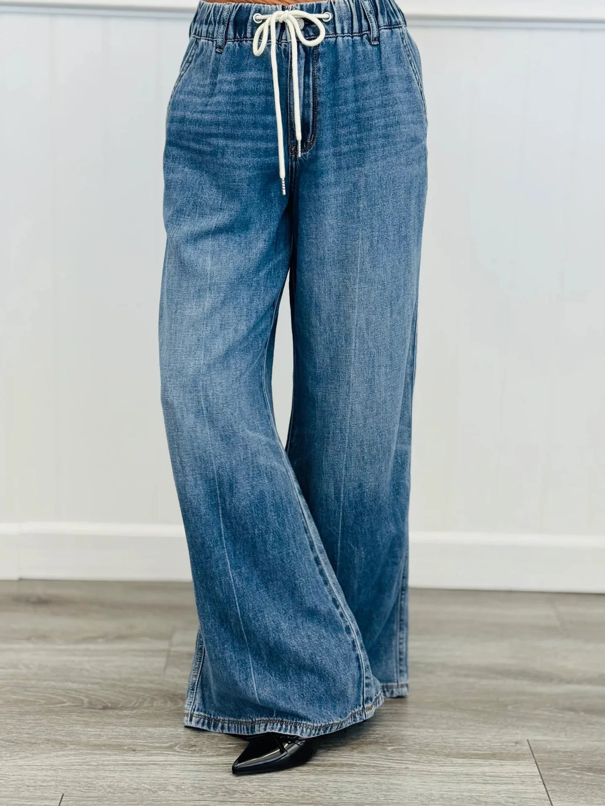 Cyflymder  Retro Elastic Waist Slightly Pulled Jeans Women's Y2k High Street Washed and Old Design Floor-mopping Trousers