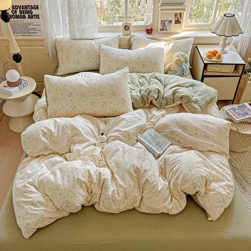 Cyflymder  Nordic Style Small Floral Print Bedding Sets Ultra Soft Breathable Single Queen Bedclothes Comforter Set for All Seasons