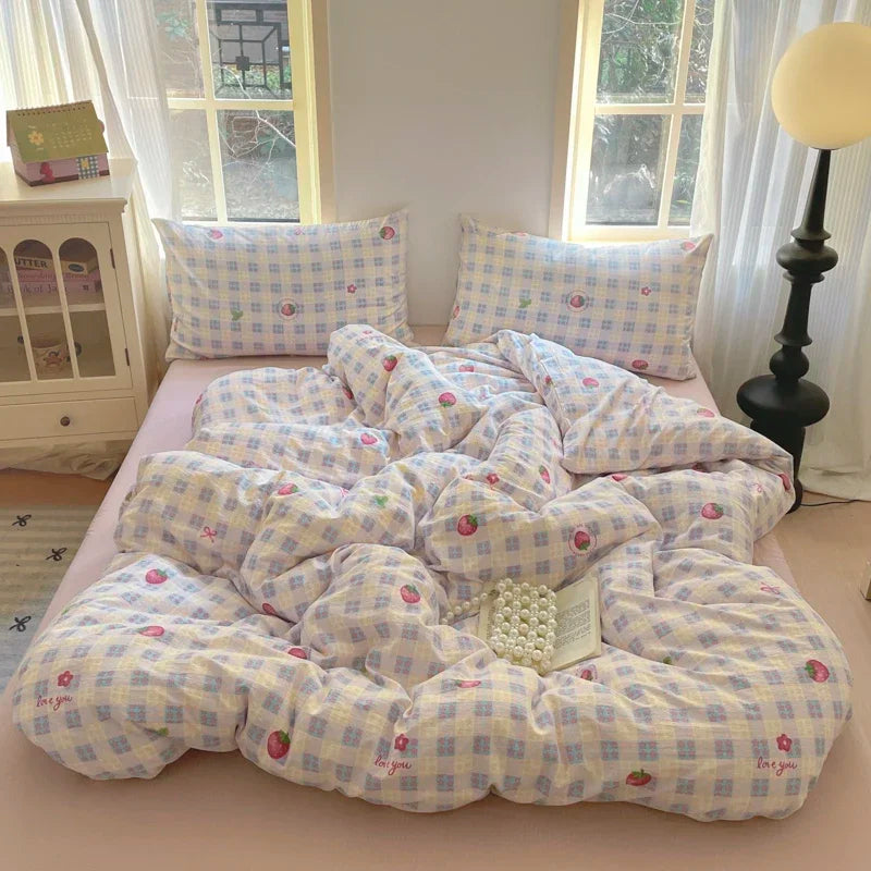 Cyflymder  Girls Strawberry Bedding Sets 2025 New Queen Size Bed Sheet Set Duvet Cover Set With Pillowcase No Filling