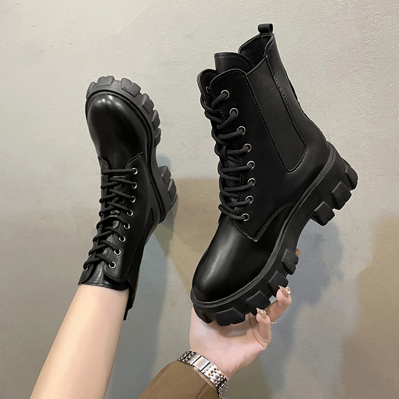 Cyflymder New Fashion Thick Sole Thick Heel Women's Boots Large Size Women's Shoes Black Platform Sole Small Short Boots