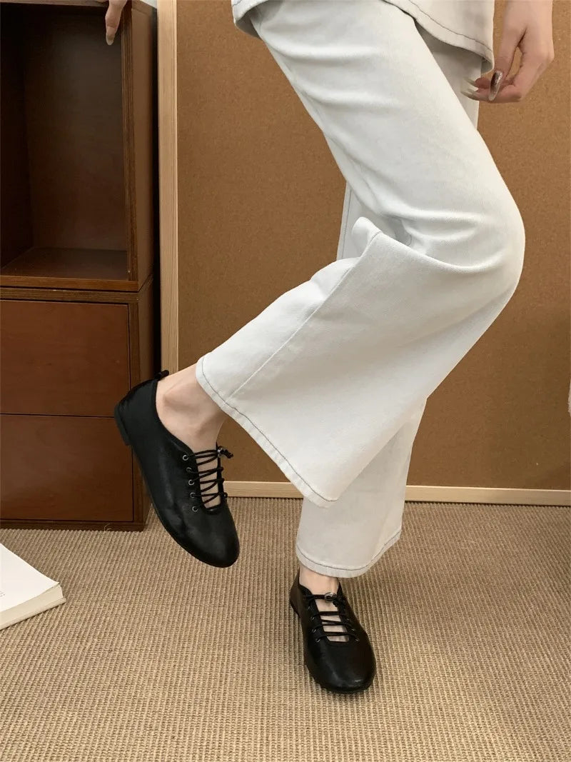 Cyflymder  Retro Lace Soft Leather Women Flats Cozy Round Toe Ballet Style Outdoor Walking Casual Shoes Ladies Fashion Brand Designer Pumps