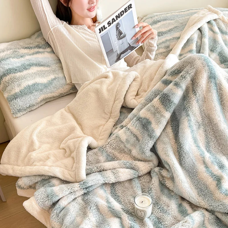 Cyflymder  European Luxury Rabbit Plush Thick Blanket Multifunctional Nap Lamb Wool Blanket for Office Skin-Friendly Bedspreads for Home