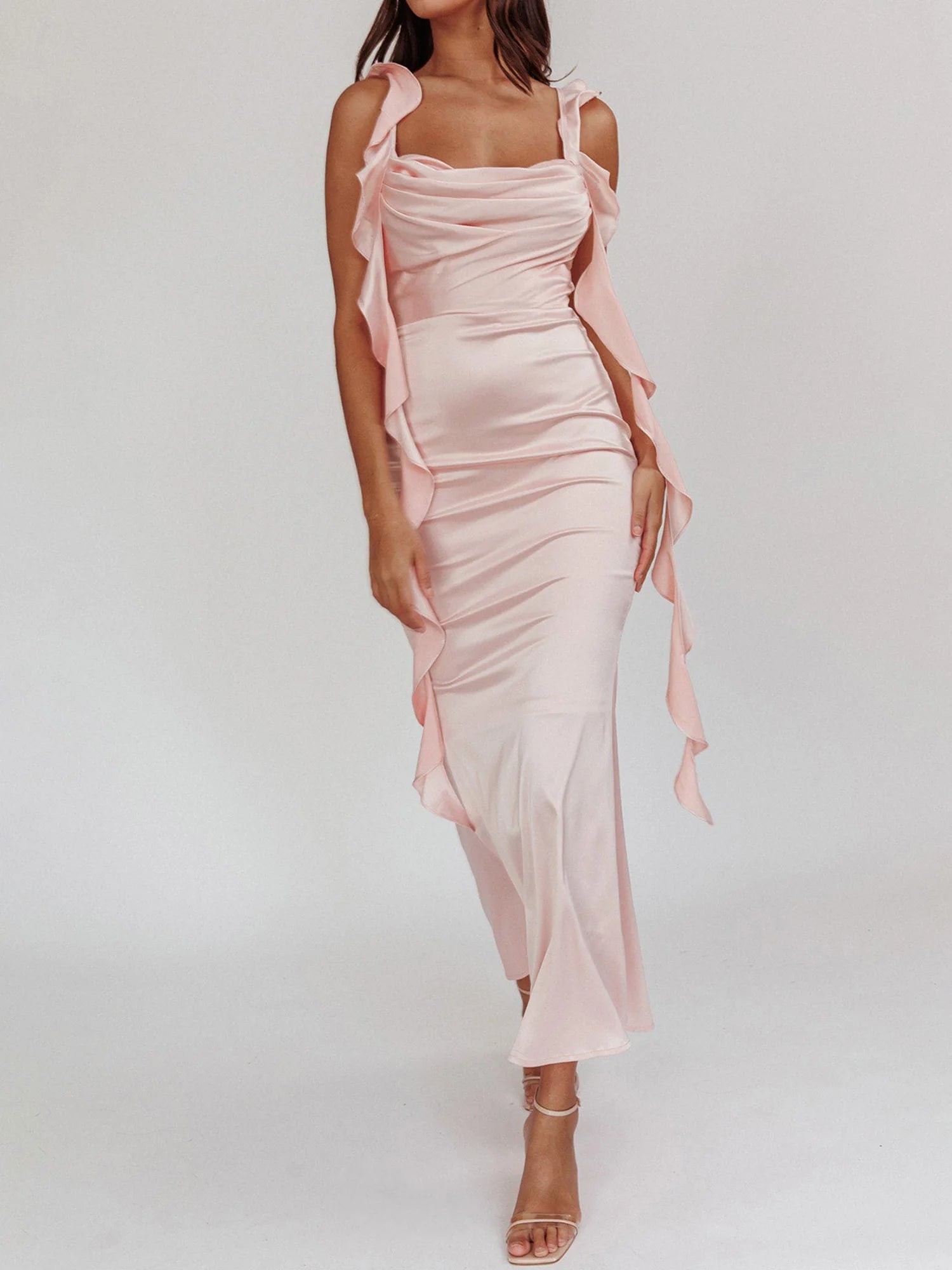 Cyflymder  Elegant Sleeveless Maxi Dress with Flattering Ruched Detail and Chic V-Neckline for Women s Evening Party Wear