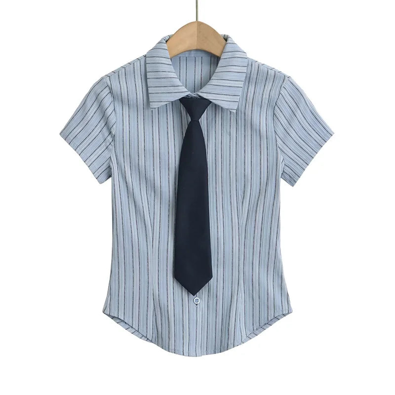 Cyflymder  College Sle Striped Long Sve Age-Defng irt Bell Sve Girl Student Feeling Fre ad irt Street