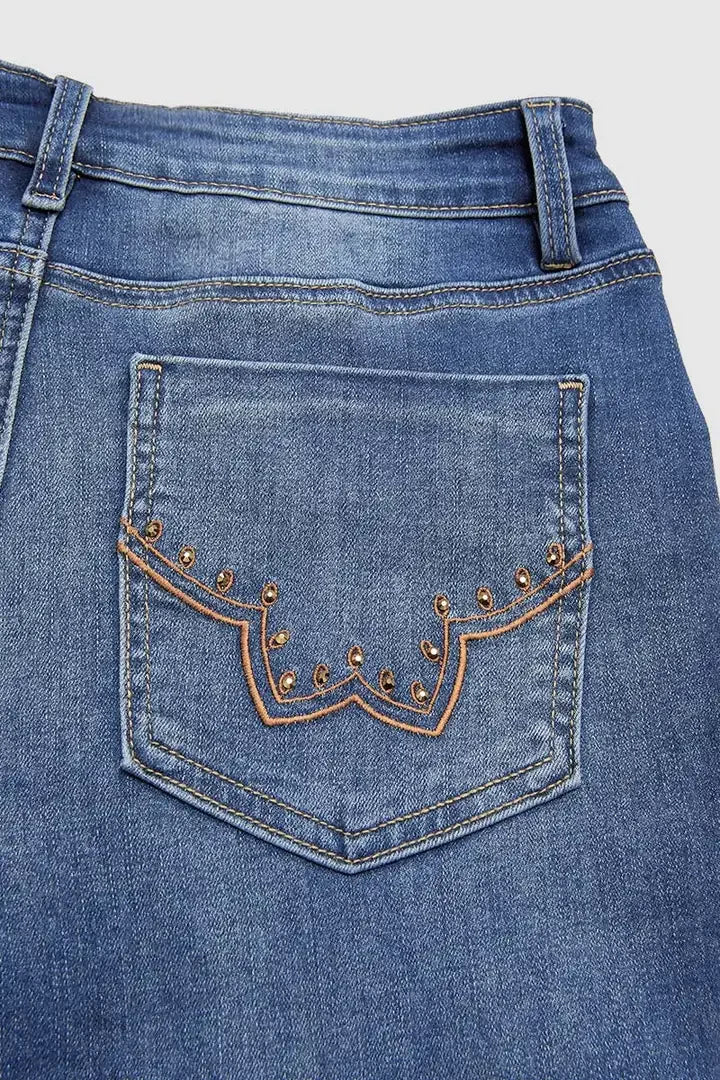 Cyflymder  Elegant Country Wear| Distressed High Waisted Flared Cowgirl Outfit -Printing with Golden Studs, Casual Vintage Jeans   T46
