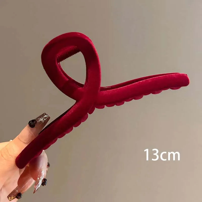 Cyflymder Red Velvet Hair Clips for Women Elegant Large Shark Clips Korea Back Head Hairpin Fashion Luxury Girl Headwear Hair Accessories