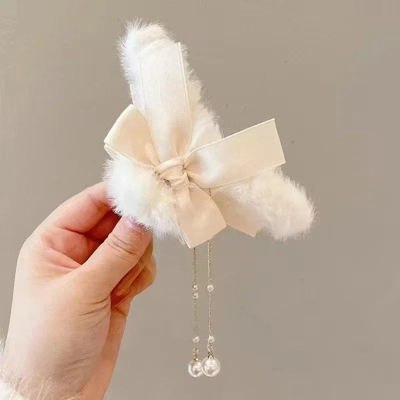 Cyflymder cute winter outfits New Fashion Bow Tassel Pendant Hair Clips Korea Ponytail Plush Shark Claw Girls Fall and Winter Gift Hair Accessories